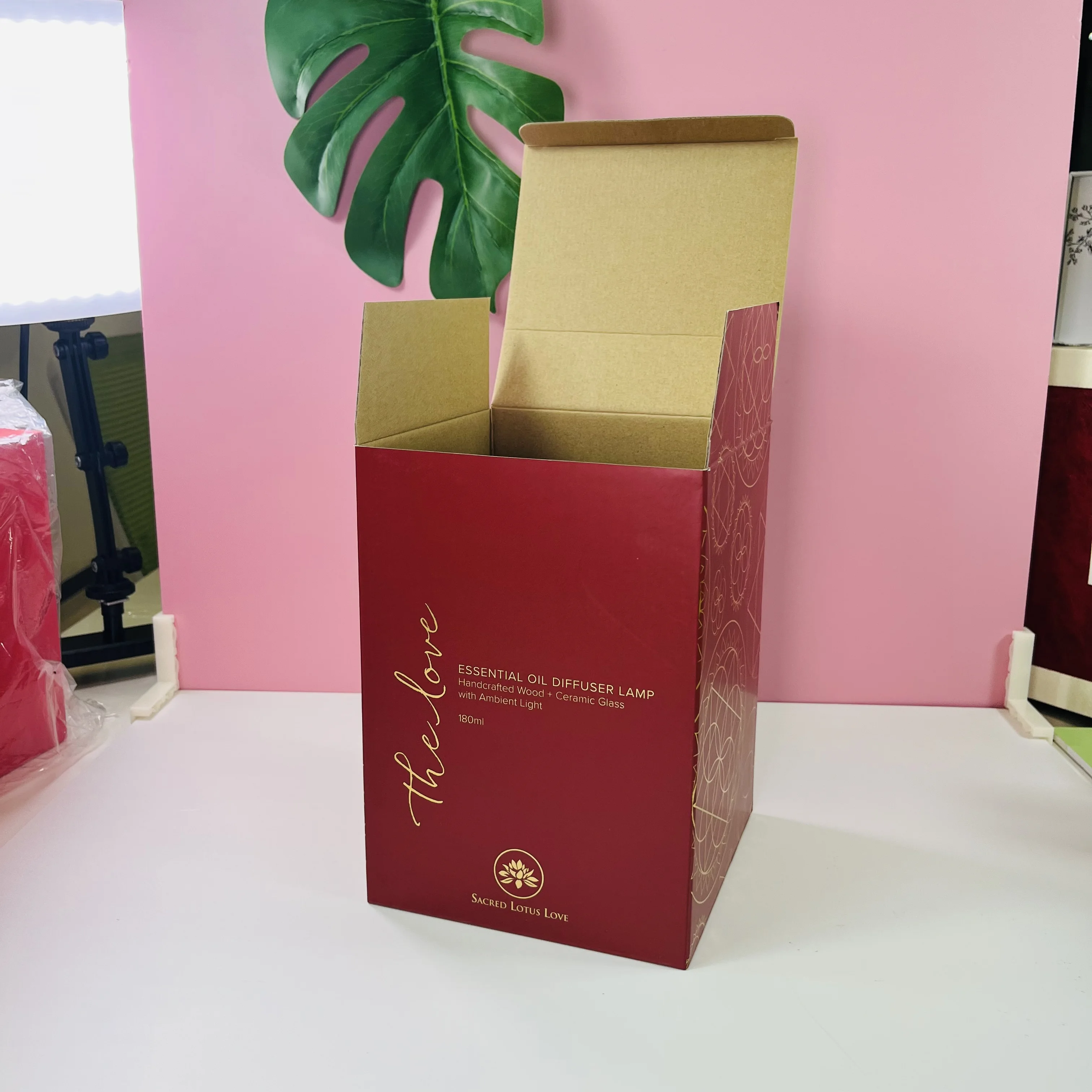 Custom three colors card and cardboard paper box for many products packaging