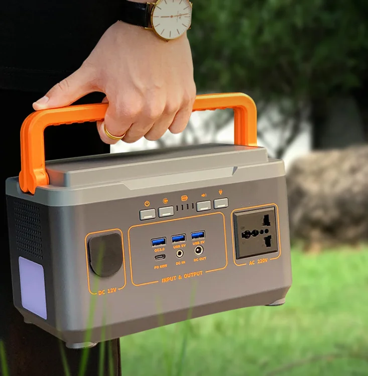 2021 Newest 300W Power Station 110V/220V Pure Sine Wave AC Outlet Wireless Charging Backup Lithium Battery