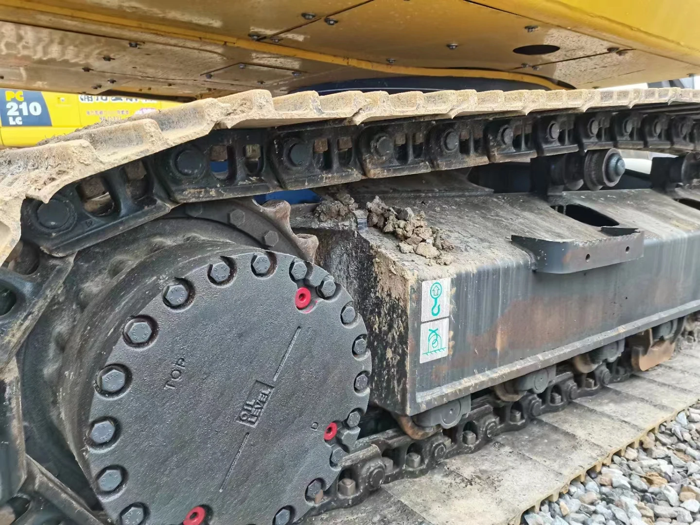 Оригинальный гусеничный экскаватор Komatsu PC220-8MO Средний