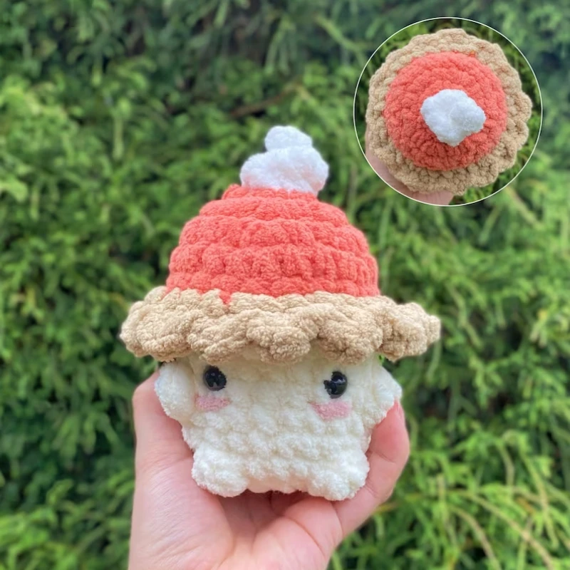 Handmade Kids Plush Toys Crochet Strawberry Mushroom Toy Crochet Chunky Chenille Yarn Mushroom With Strawberry Hat