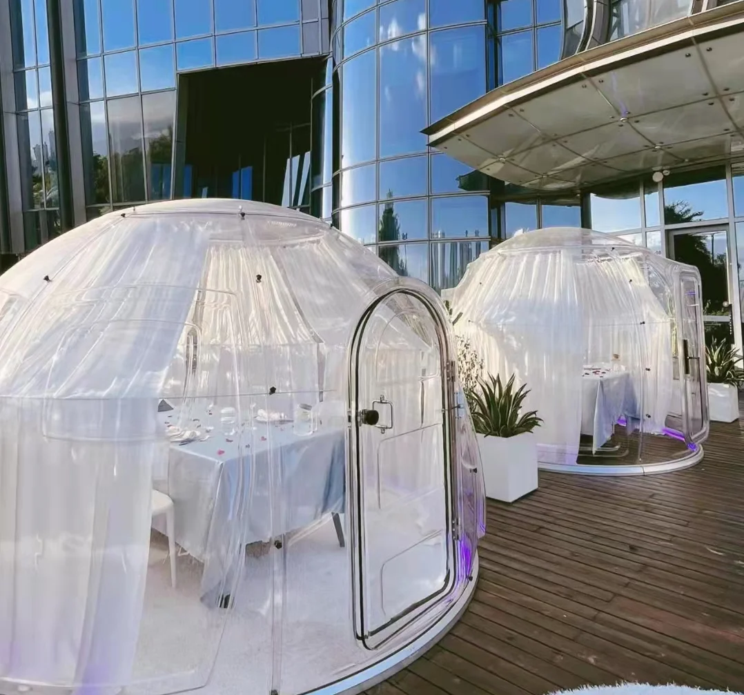 Polycarbonate Walk-in Garden Greenhouse Prefab Garden Dome Transparent Room Modern Family House For Hotel/Restaurant