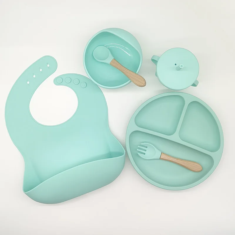 Wholesale Eco Friendly Food Grade Non-Toxic Non-Slip Suction Plate Tableware Supplies Bpa Free Silicone Baby Weaning Feeding Set