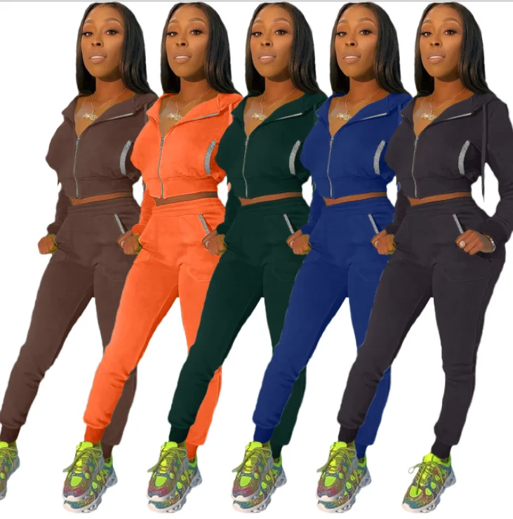 Оптовая продажа с фабрики, осень 2021, толстовка со стразами и логотипом на заказ, женская одежда, высококачественный костюм с длинным рукавом и капюшоном для бега