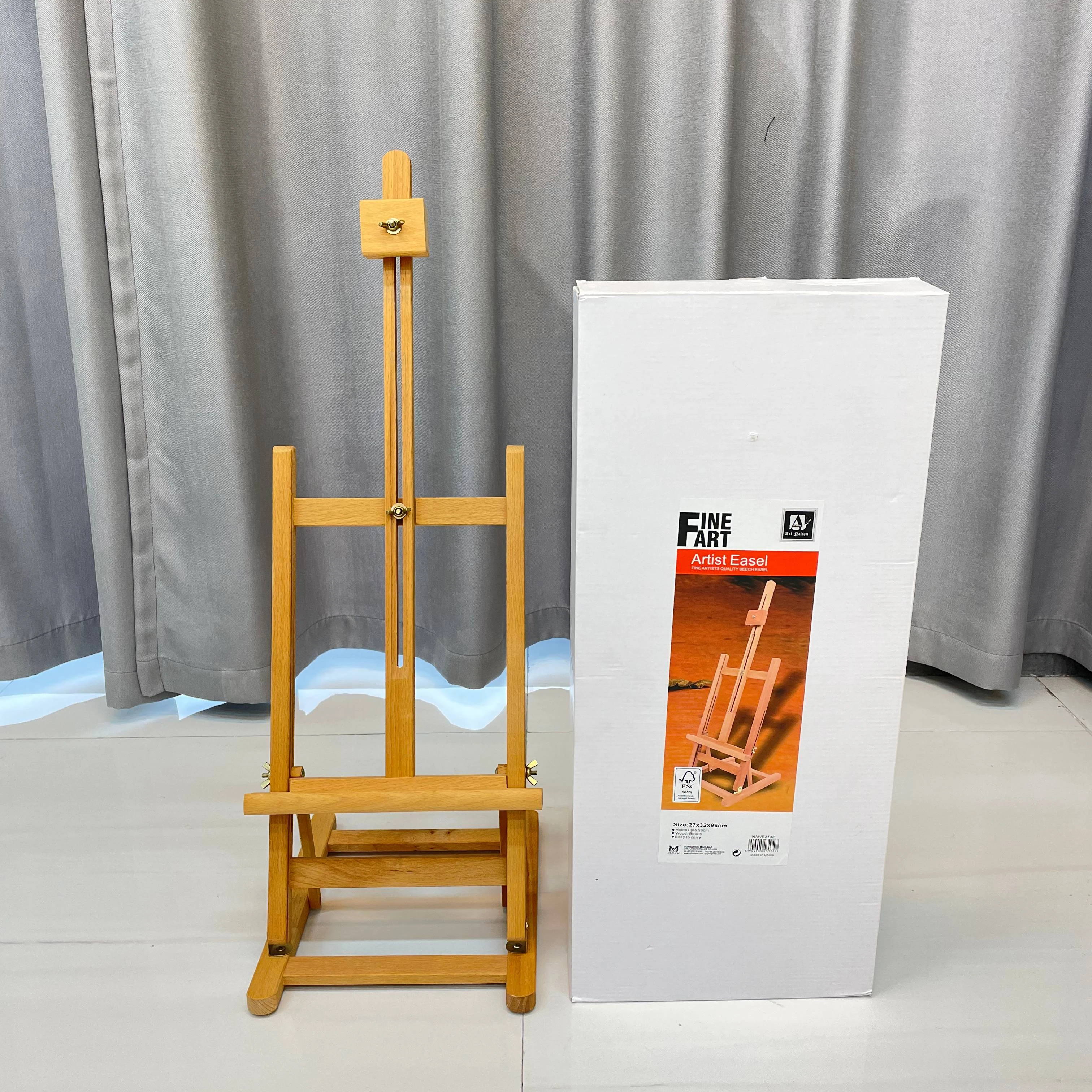 Best-selling Wooden Easel Beech Wood for sketching drawing and painting