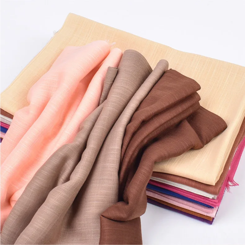 Hot Selling Fashion Ladies Solid Color Soft Cotton Plain Hijabs Muslin Women Newest Bamboo Yarn Plain Cotton Head Scarf Hijabs