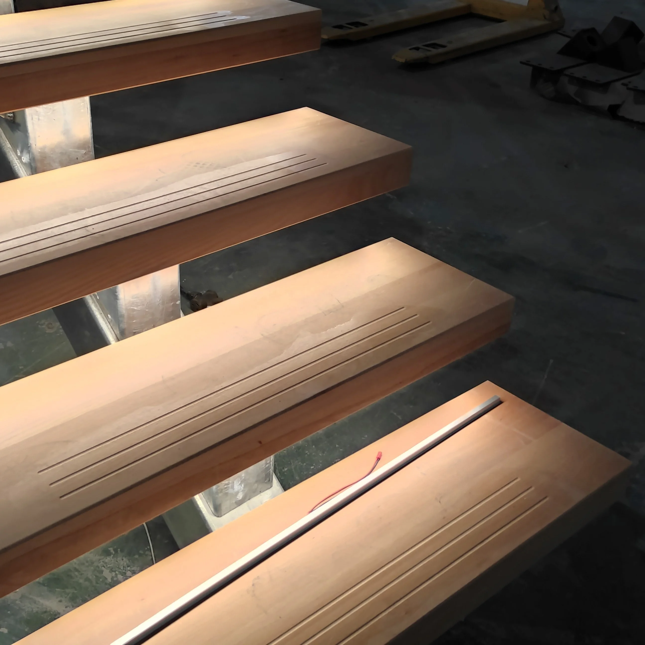 Made In China Led Handrail Part Balcony Glass Spigot Railing Clamp Step Of The Ladder Inside Mono Stringer Stair Design