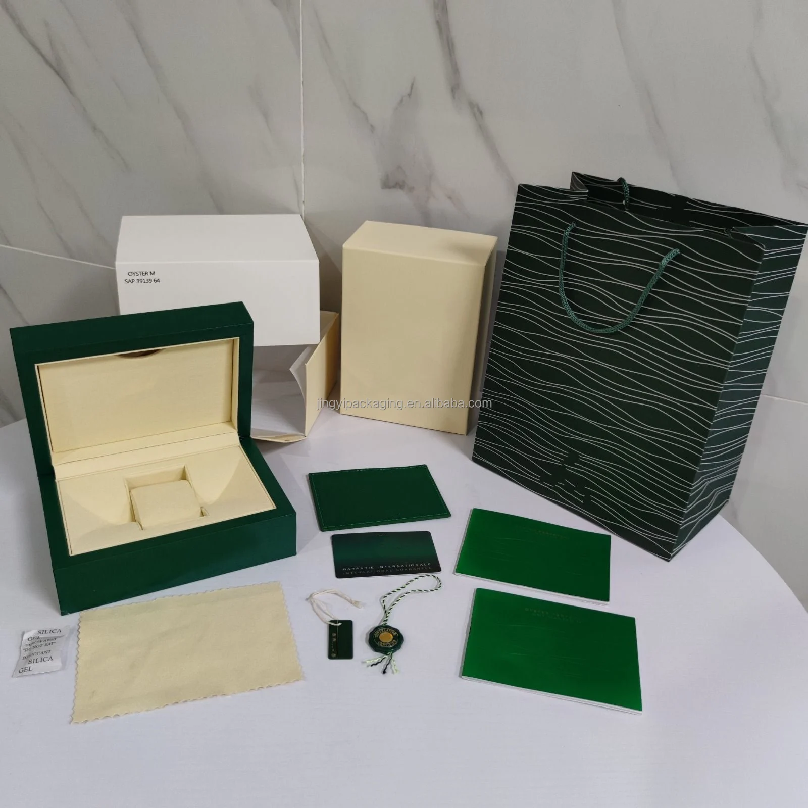 Factory direct sale green Watch Package Box Luxury brand Gift top version rollexi  watch case