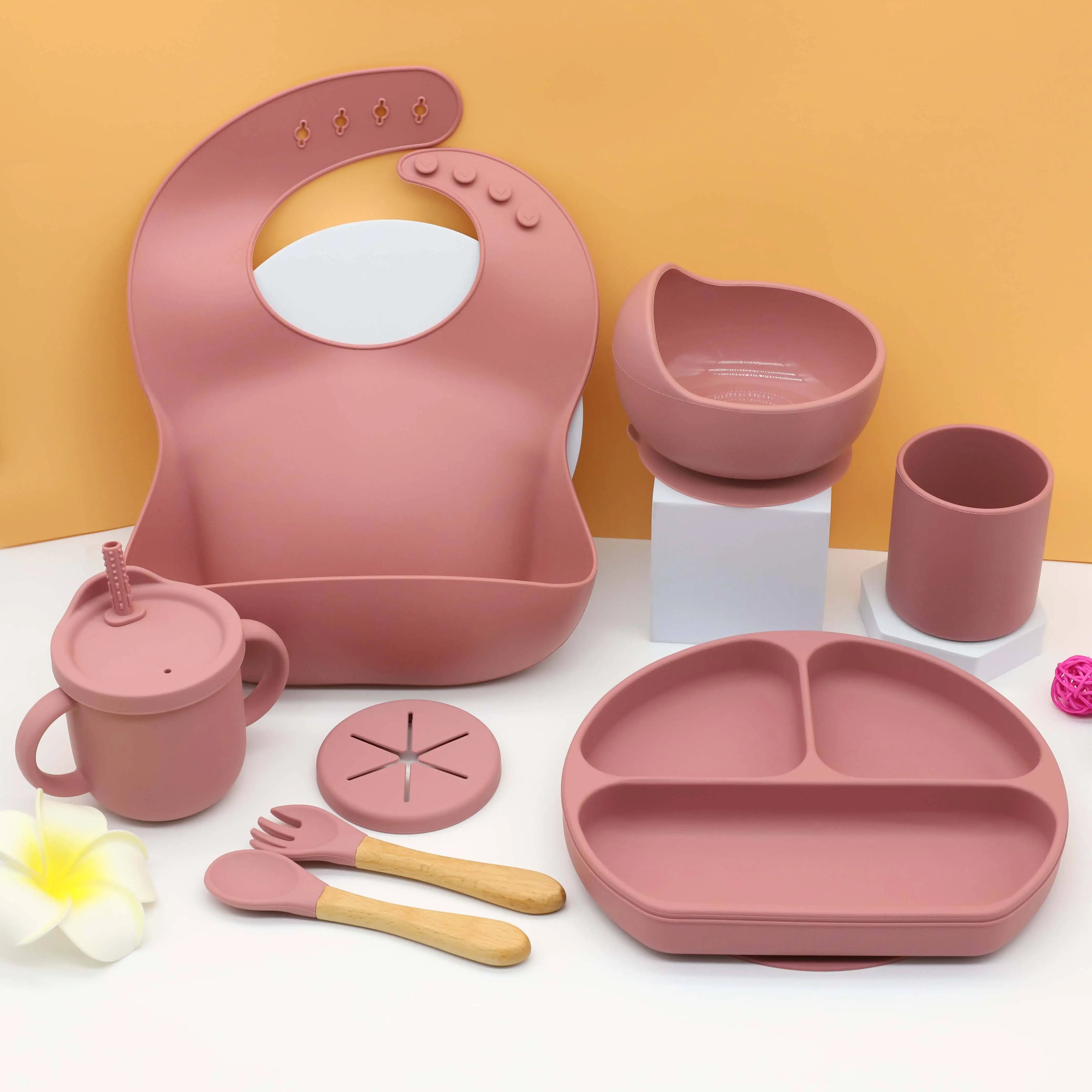 Wholesale environmental protection custom baby silicone tableware bowl snack cup baby Tableware Feeding Set