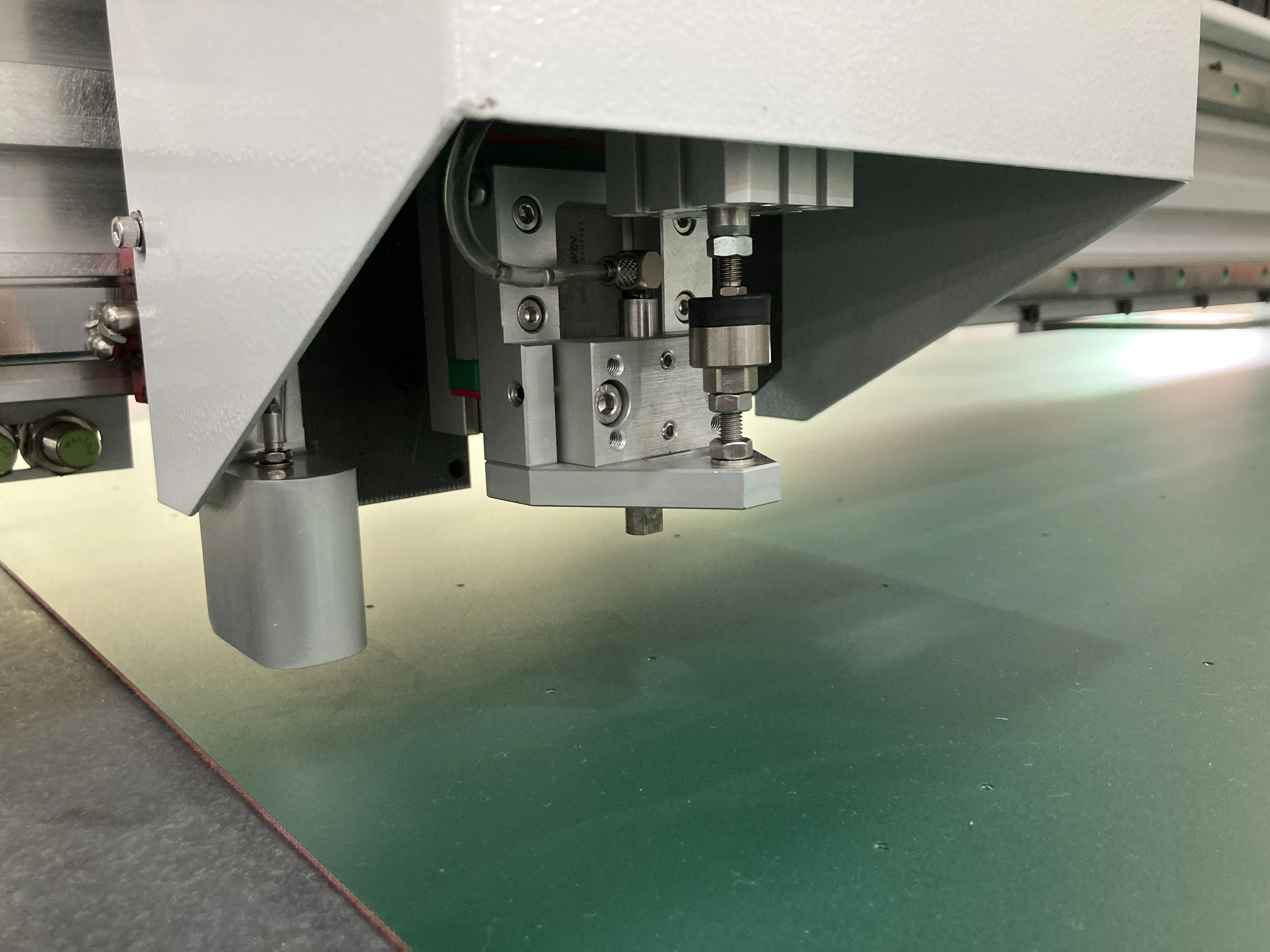 AR glass cutting machine high accuracy with good price