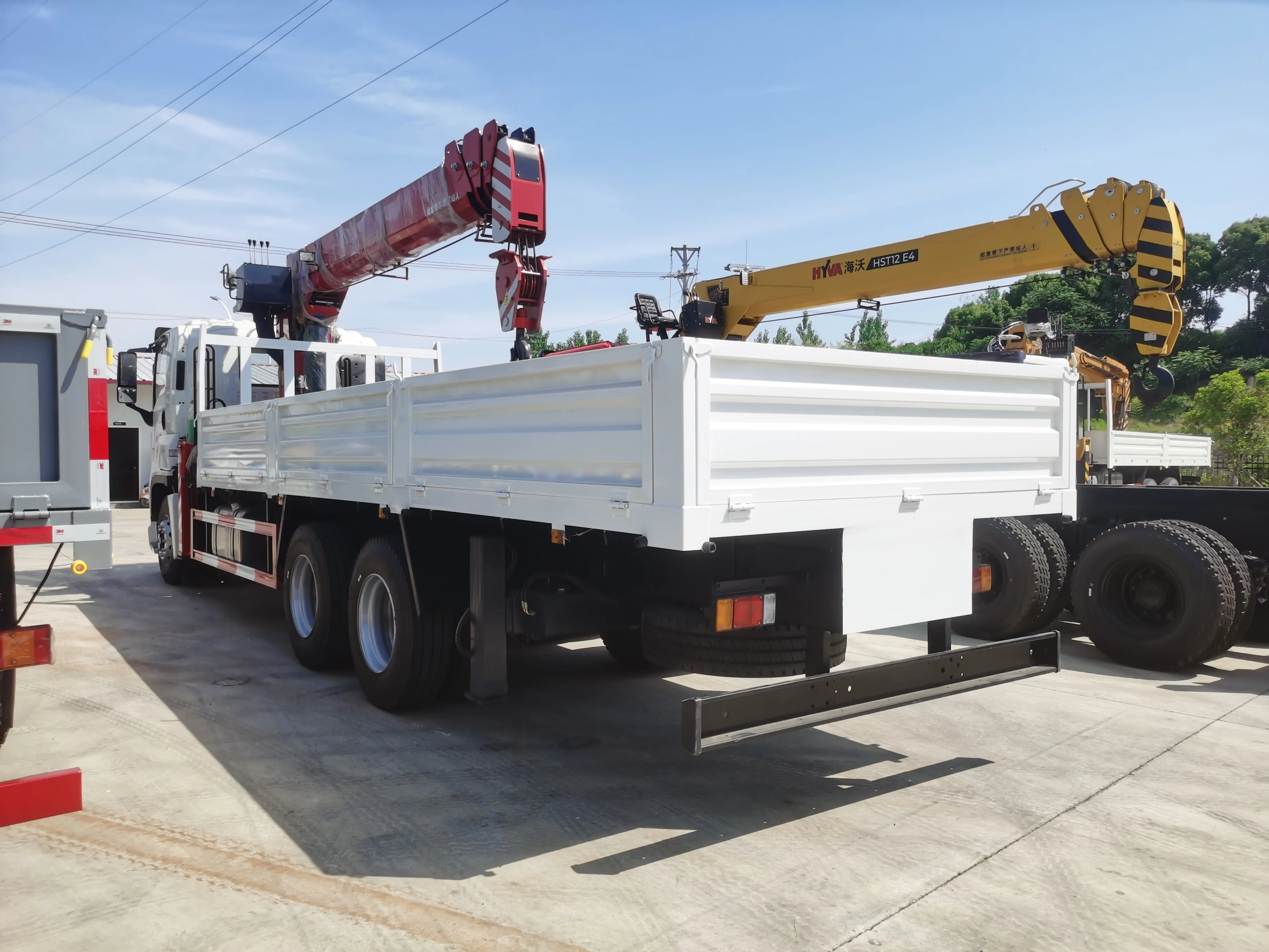 Qingling ISUZU Heavy Truck 14 Tons Zhonglian Sany Crane Option Automatic Transmission