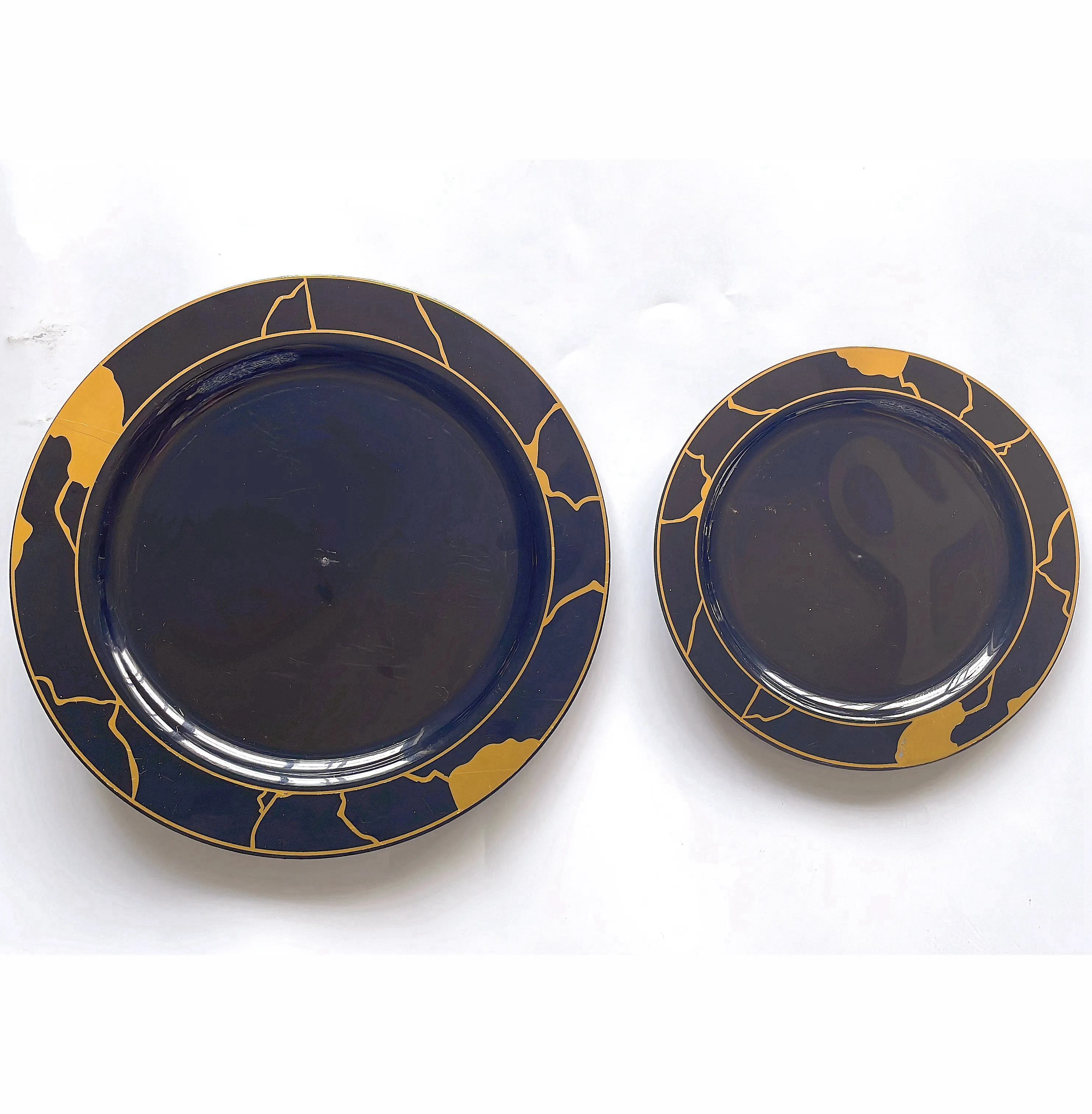 Customized Logo Black and Gold plastic plates Dinner plate and Dessert plate sets disposable for party supplies Silverware sets