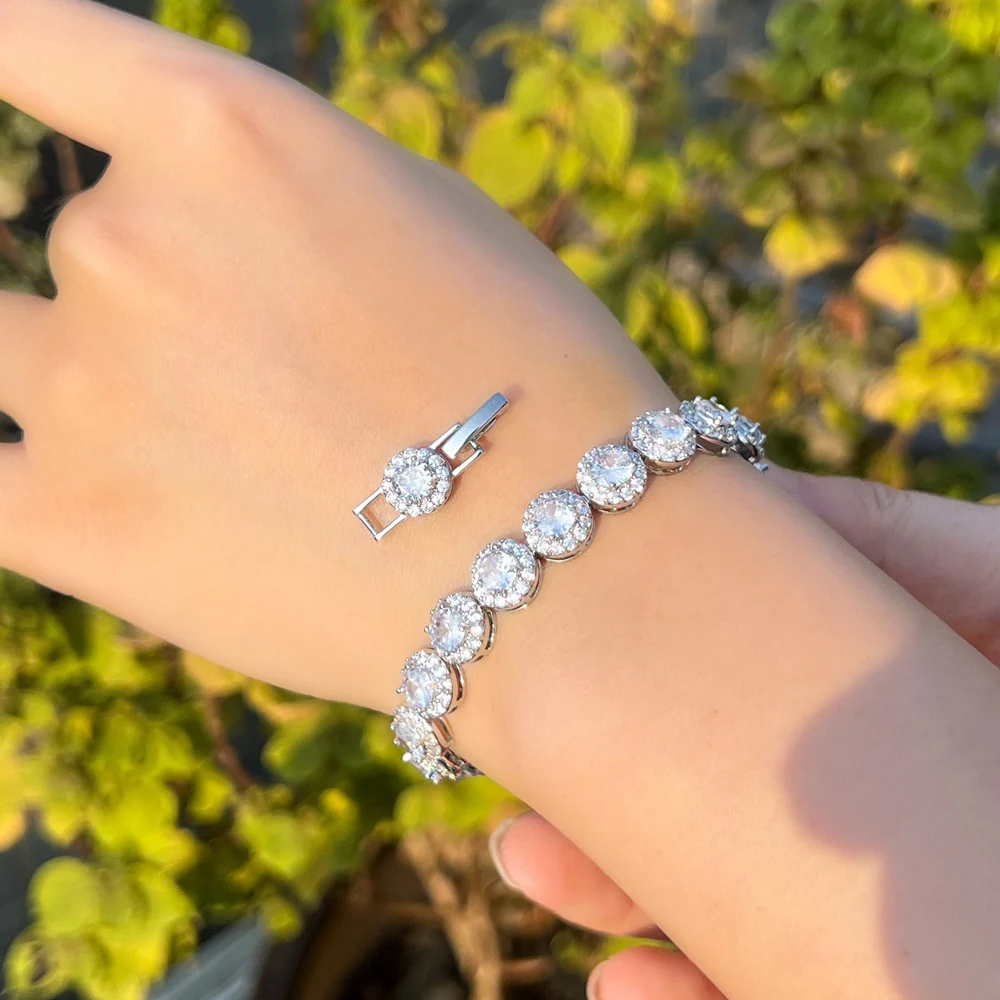 Glittering Round Iced Out Cubic Zircon Pave Silver Color Women Wedding Bridal Engagement CZ Tennis Bracelet for Brides Jewelry