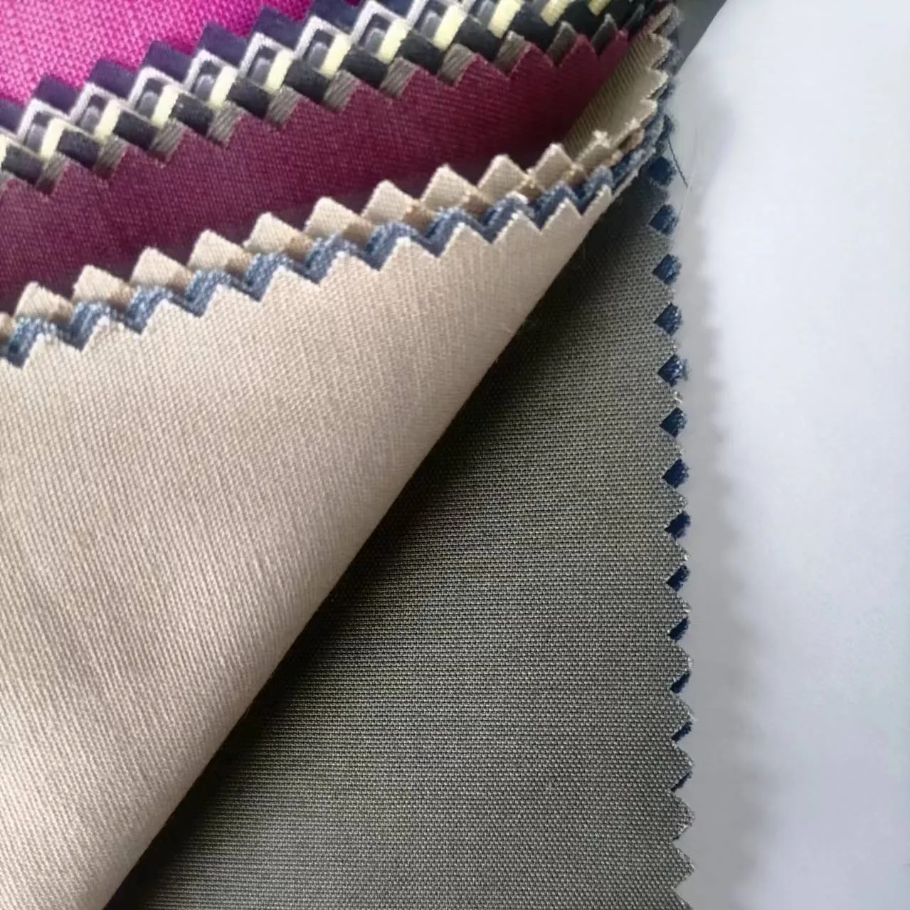 Spot poplin fabric urgently need to sell good quality low price poplin fabric stock cotton thin canvas