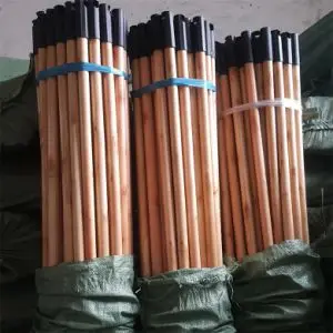 Cleaning Mop Wooden Stick Varnished Wooden Broom Mop Handle Stick with Wood Italian not Metal Screw