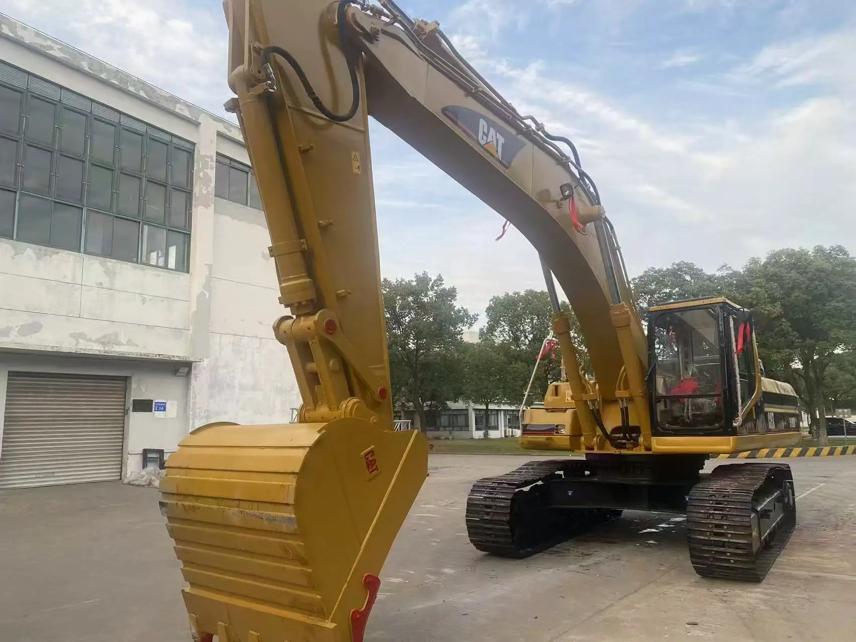 Great Performance Used Original Caterpillar Cat 330B Heavy Excavator Second-hand Cat 320 330 Hydraulic Crawler Diggers For Sale