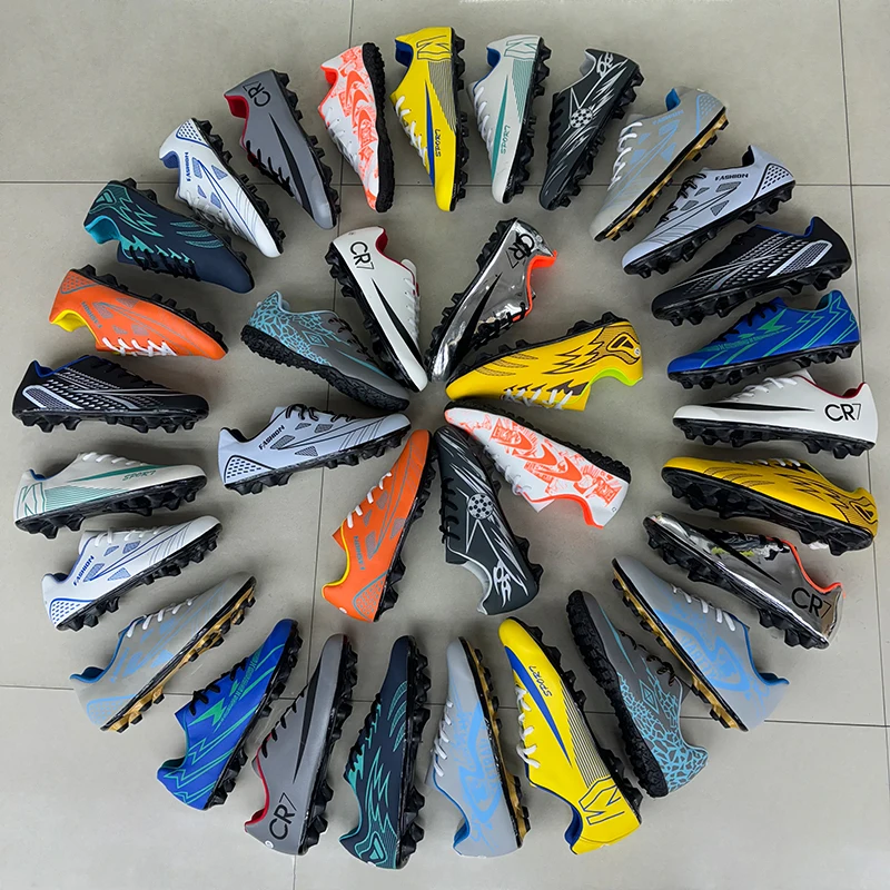 M2115 Hot Sale Football Boots Men High Quality Boots Sneaker Waterproof Studded soccer Shoes 40-46 Sport Football Boots Shoes