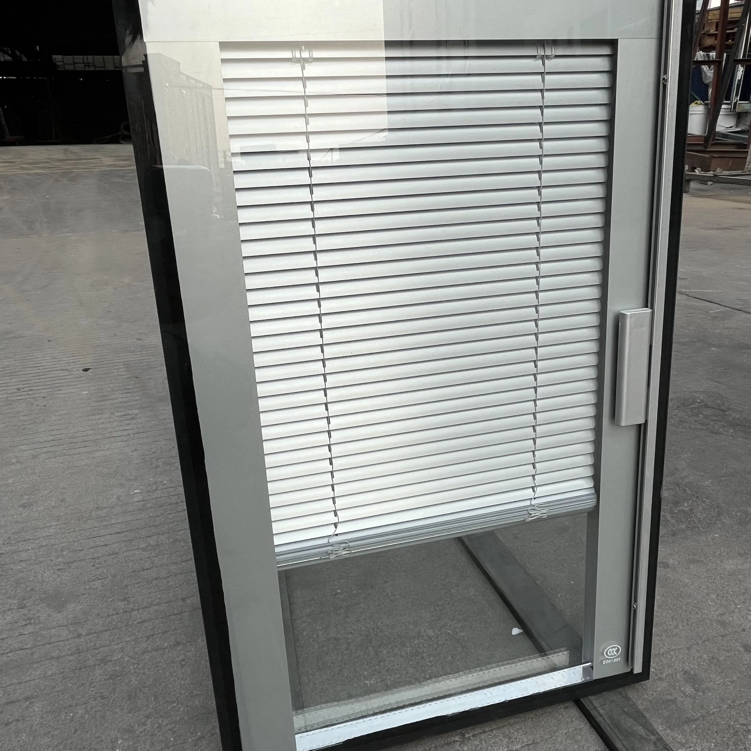 Ulianglass Factory Quick delivery Insulated Blinds Between The Glass Double Pane Glass Window
