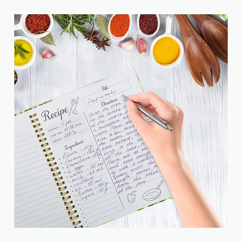 100 Page Empty Notebook Family Recipe Journal Hardcover Thick Paper Do-it-yourself cookbook Blank Recipe Book