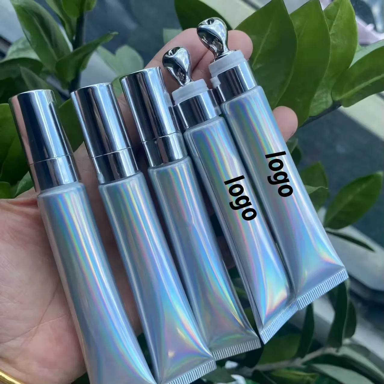 Plant derived natural lip gloss tube wholesale vegan color changing lip oil private label perfume free makeup lip plumper gloss