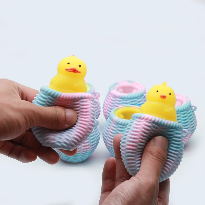 New Arrivals Stress Relief Sensory Squeeze Two Colors Chicken Coop Duck Squishy Toys