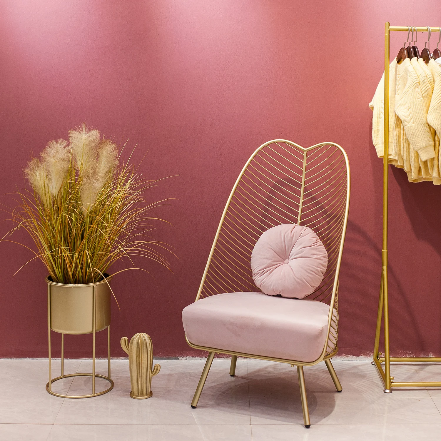 Wholesale Nordic Leaf Lazy Leisure Chair Modern Simple Luxury Bedroom Living Room Chair Metal Single Seat Wire Accent Chair