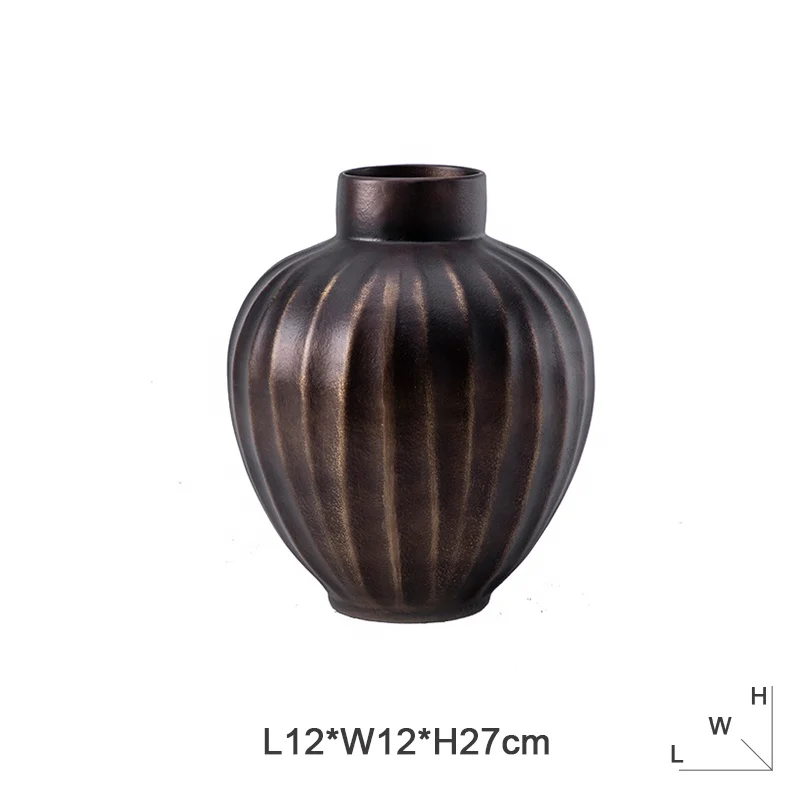 New Design Antique Brass Copper Colored Vase Accessories Modern Decorations for Home Luxury Living Room
