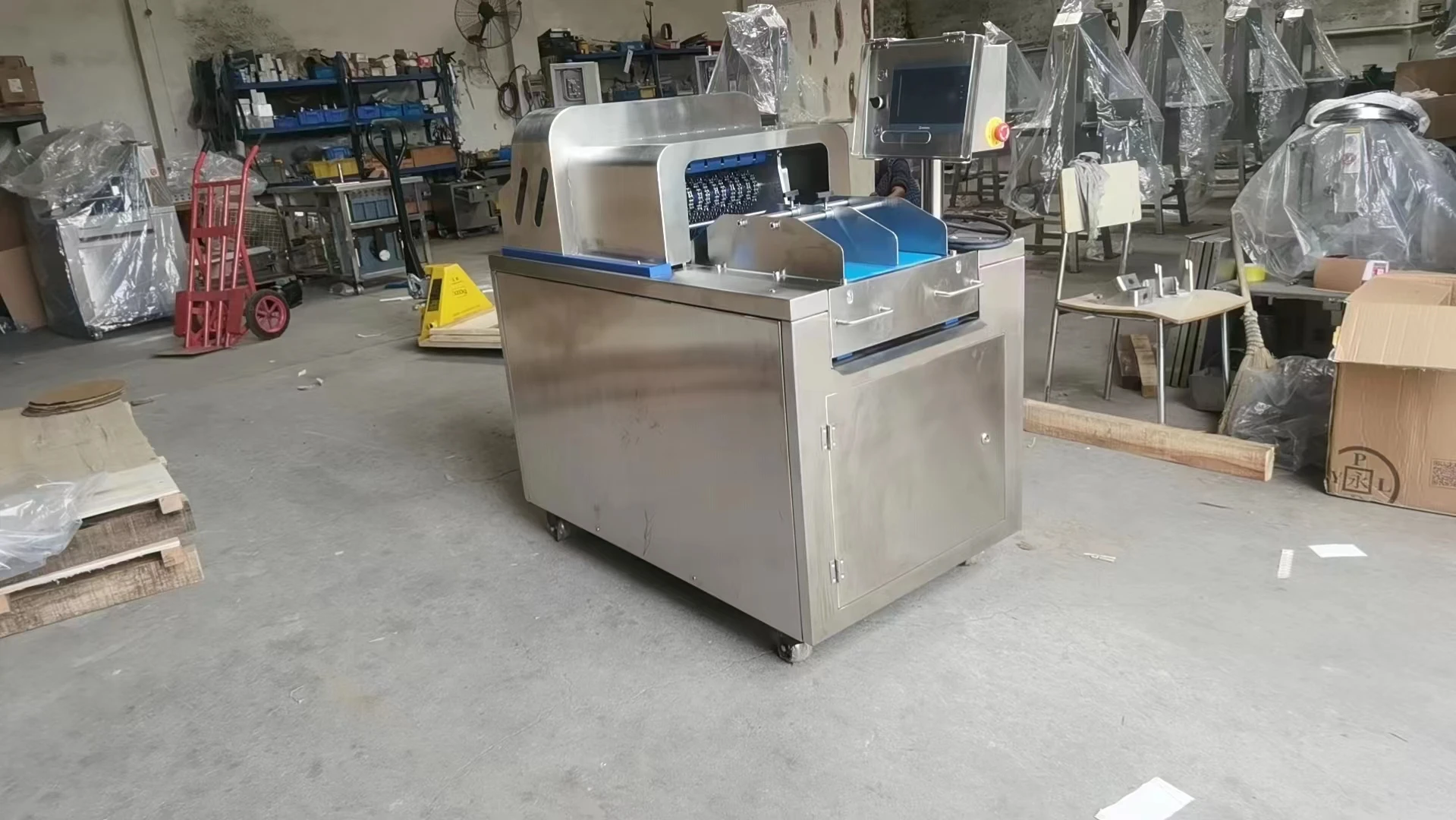 Automatic Electric Poultry Pig Trotters Crab Maize Band Saw Bone Meat Cutting Saw Cutter Machine