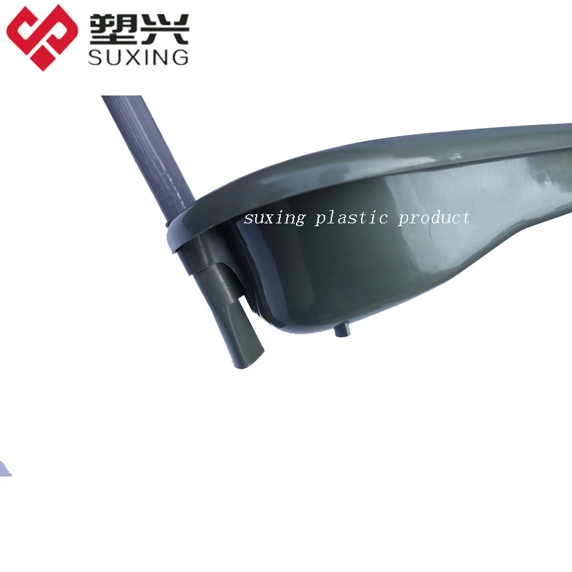 South America Good Selling Plastic Dustpan with Wooden Stick