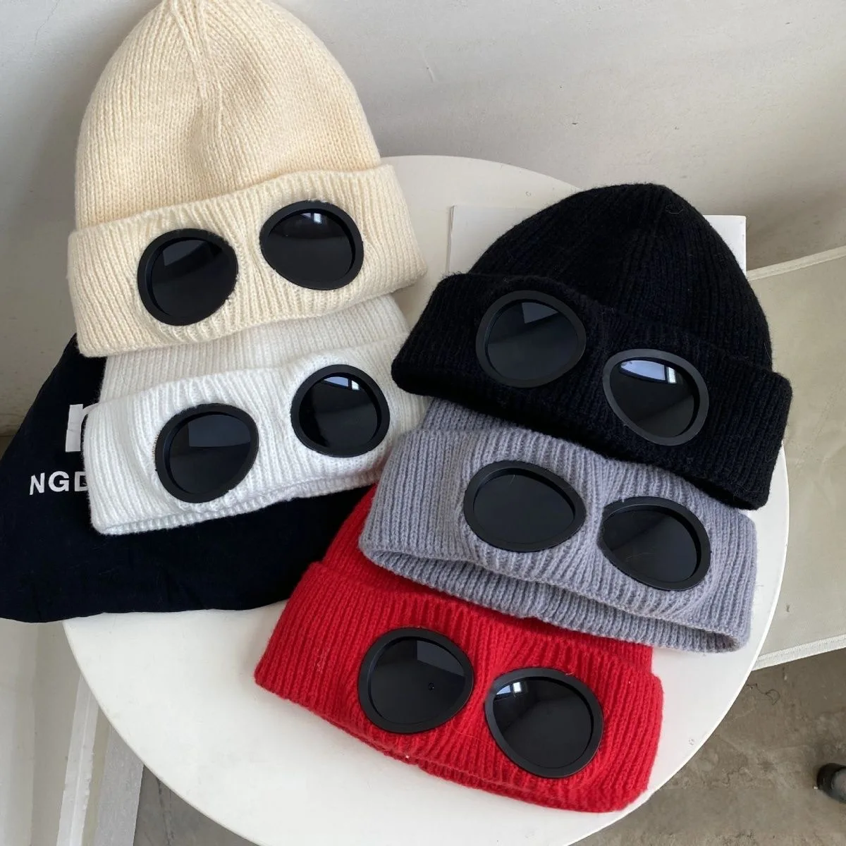 Wholesale Price Winter Velvet Thickened and Fleecy Ski Beanie Hat with Glasses Windproof Knitted Hat Unisex Pilot Pullover Hat