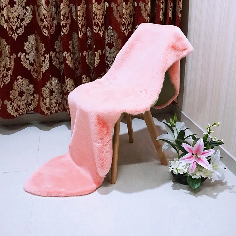 China Original Natural Shape Real Mongolian Tibetan Rabbit Fur Rug