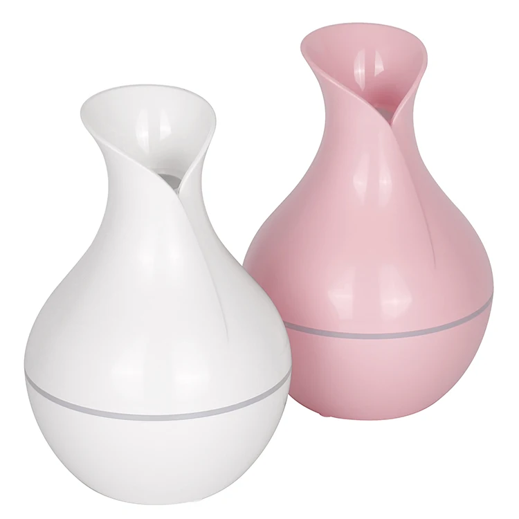 Top selling 200ml Portable Mini Humidifiers vase Diffusers Ultrasonic Humidifier 7 LED Colors Light Car Humidifiers