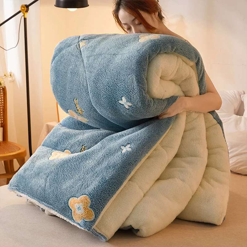 Custom Soft Quilt Print Puffy Thick Velvet Winter Comforter Thick Winter Warm Soft Bed Quilt Print Velvet Bedding Set Comforter