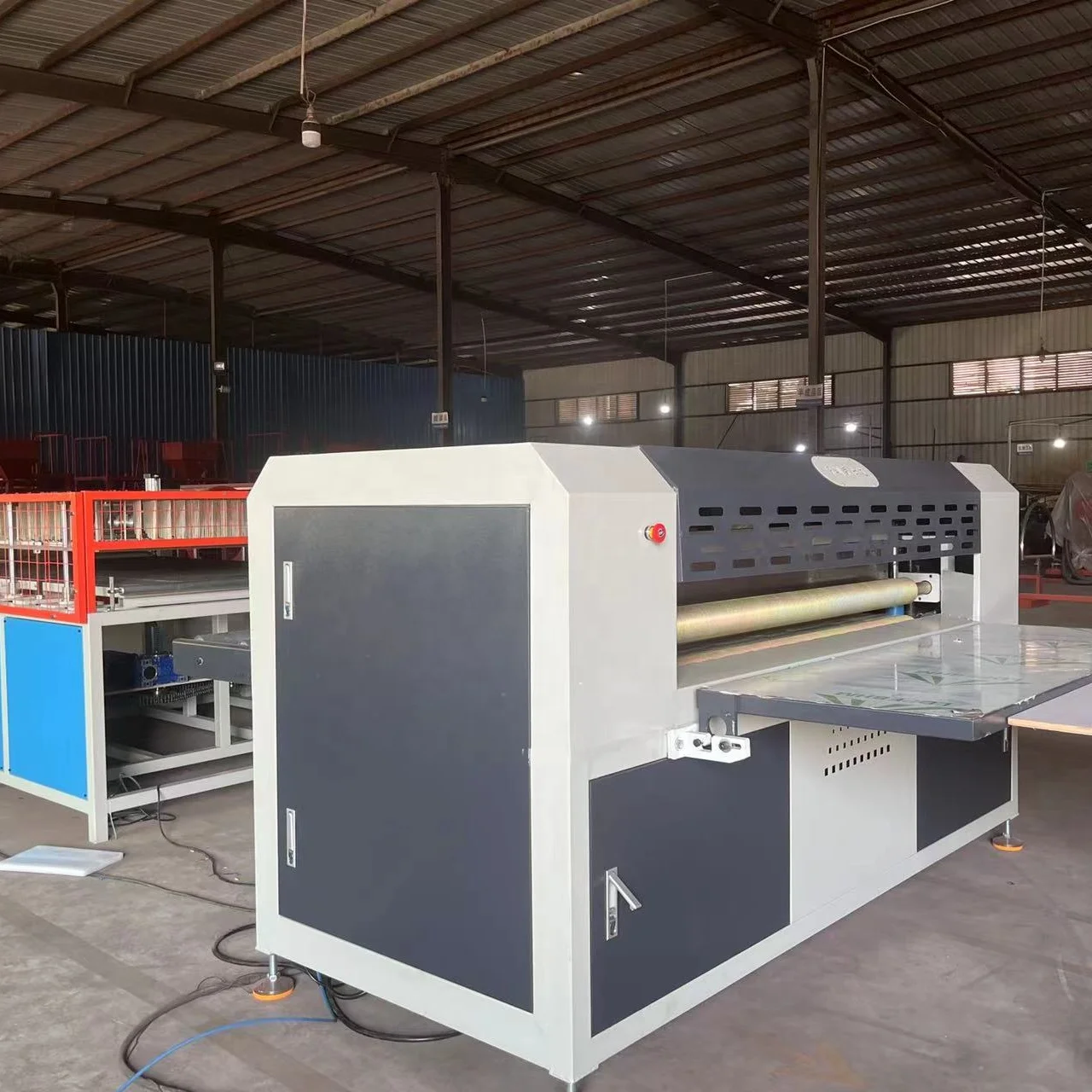 EPE FOAM Automatic exhaust cutting machine