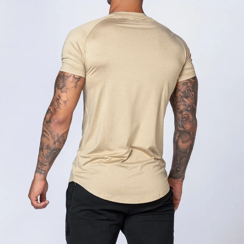 Wholesale Comfortable Light Weight Muscle Fit Sport Wear Gym T Shirt Beige Round Neck Curved Hem Raglan Tees