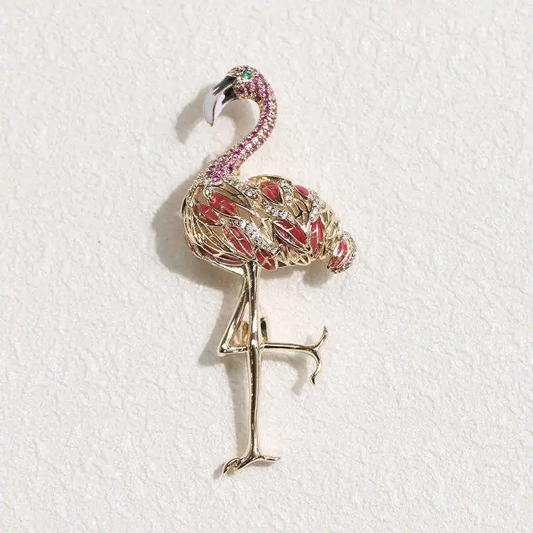 The latest wholesale flamingo brooch exquisite men and women the same animal brooch pin luxury brooches flamingo