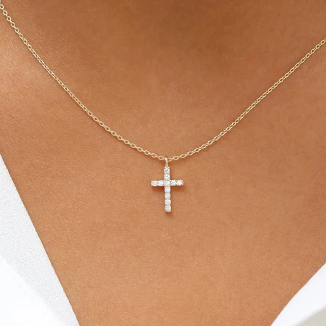 2022 New dainty tiny 14k gold plated stainless steel beaded chain womens christian gold diamond cross pendent necklace