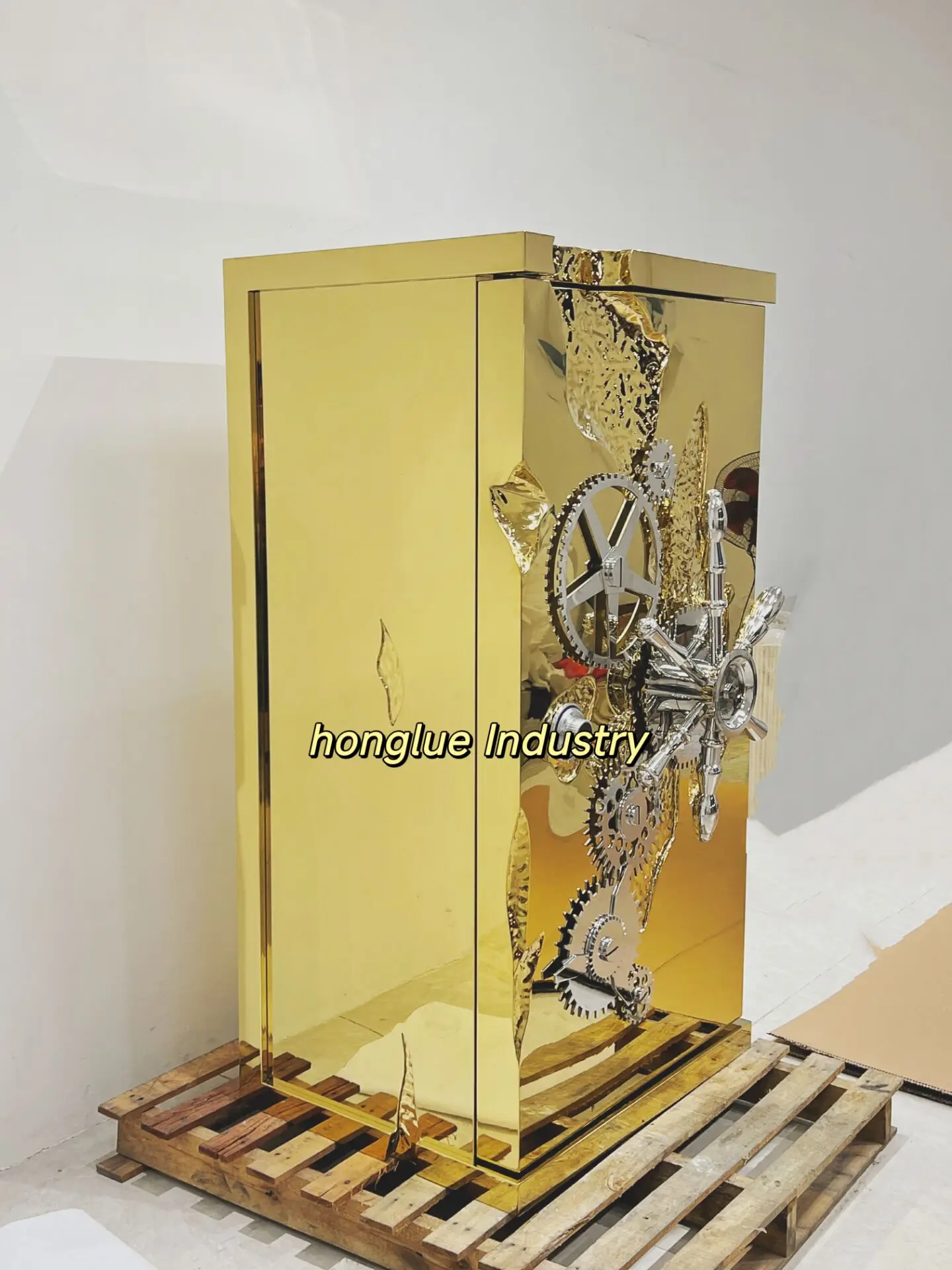 Stainless steel millionaire safe Jewelry storage cabinet designer home advanced password anti-theft light luxury safe