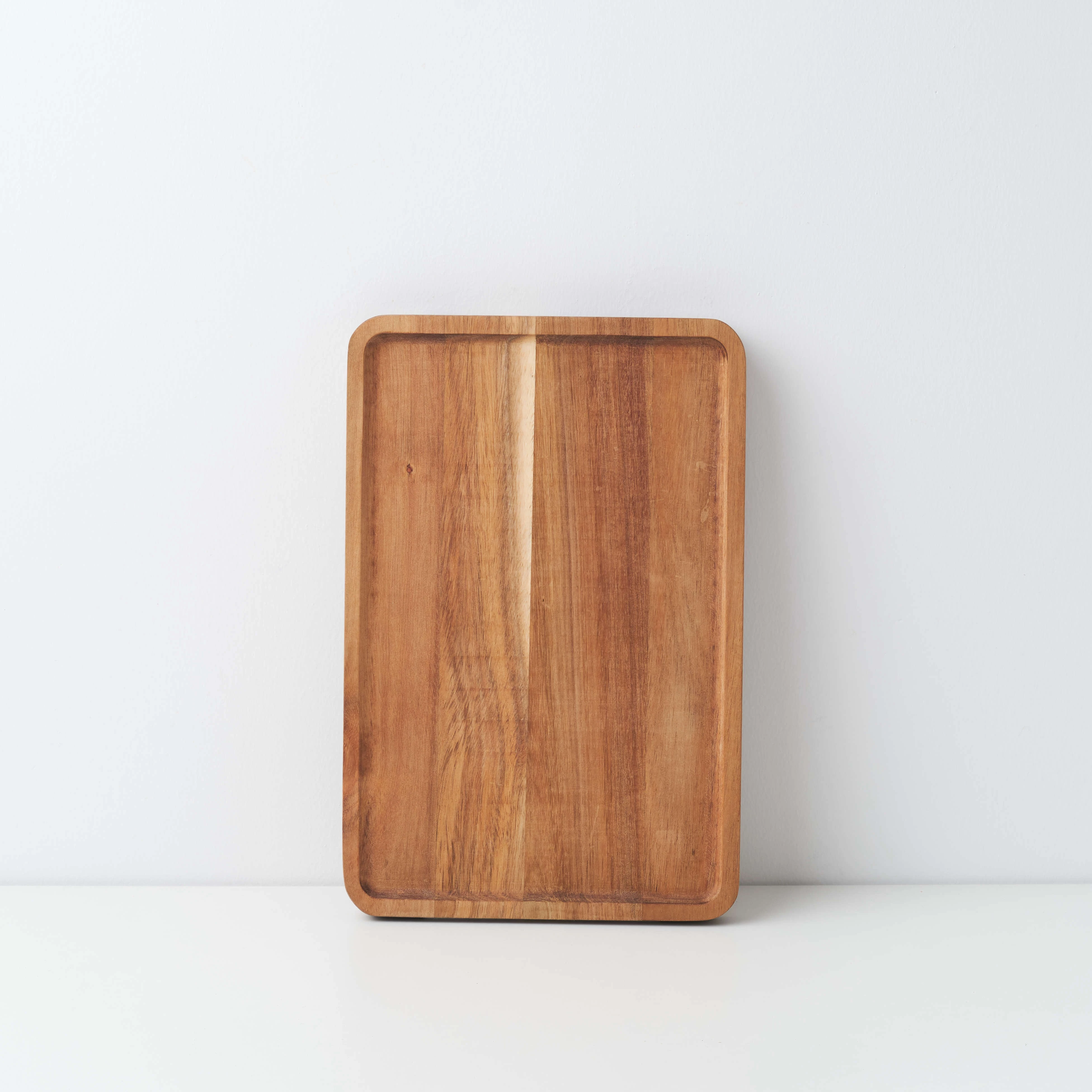 Factory direct sales simple Acacia wood chopping board easy storage tray light luxury cutting board