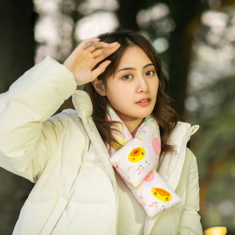 Ready to ship new smart USB charging powered far infrared neck massage heated scarf for warm keeping and festival gift on winter