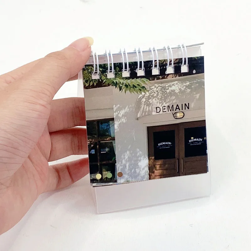 Custom pocket calendar a4 personalized photo calendars offset paper new table calendar for company gift ideas 2024