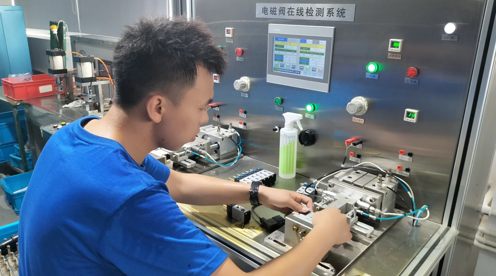 best YXPC Brand 4v series 5 port center closed three position pneumatic 5 ways 4v230-08 double 24 volt 5/3 way solenoid valve