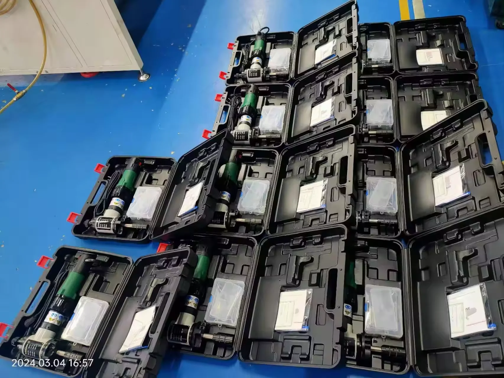 ISE-30 inside Mounted Portable Electric Steel manual Pipe Beveling Machine 18-28mm