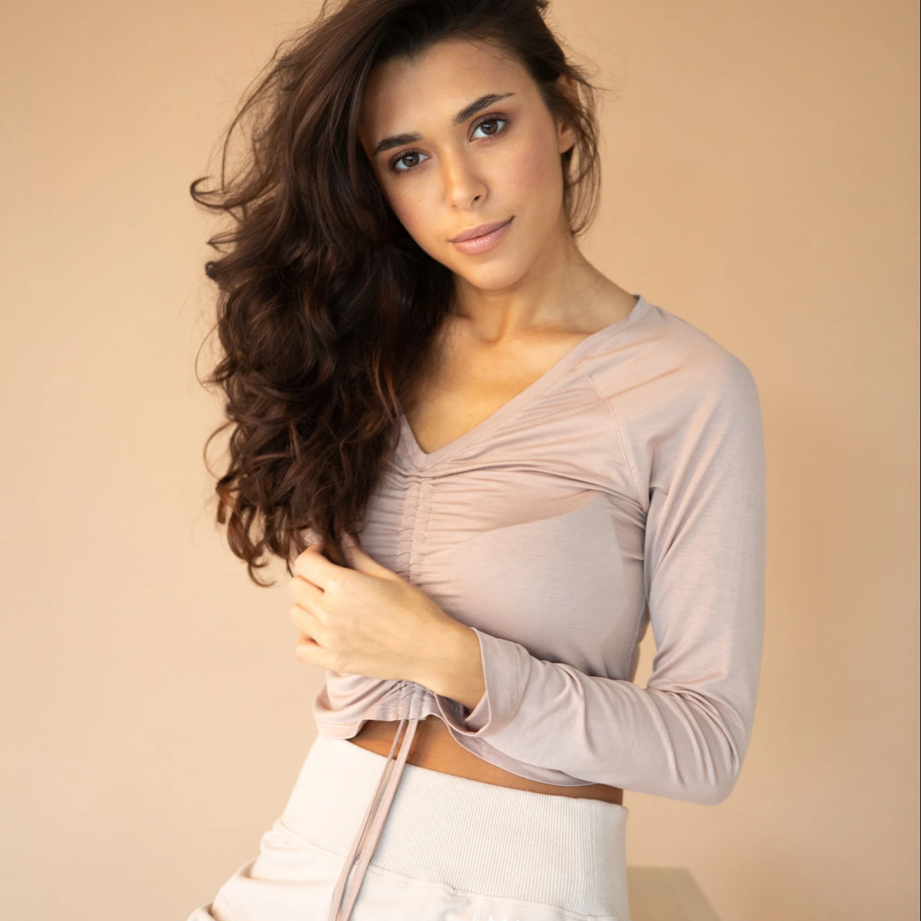 Custom Logo White Running Gym Apparel Yoga Crop Top Shirt Womens Shirts Long Sleeve Fitness Clothing Workout Activewear