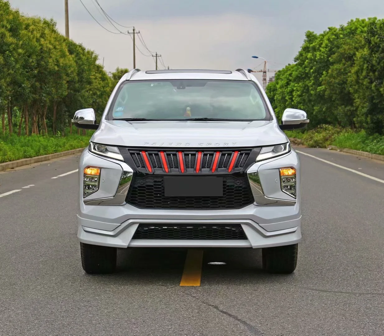 BODY KIT CAR BUMPERS GRILLE FOR MITSUBISHI PAJEROFOR