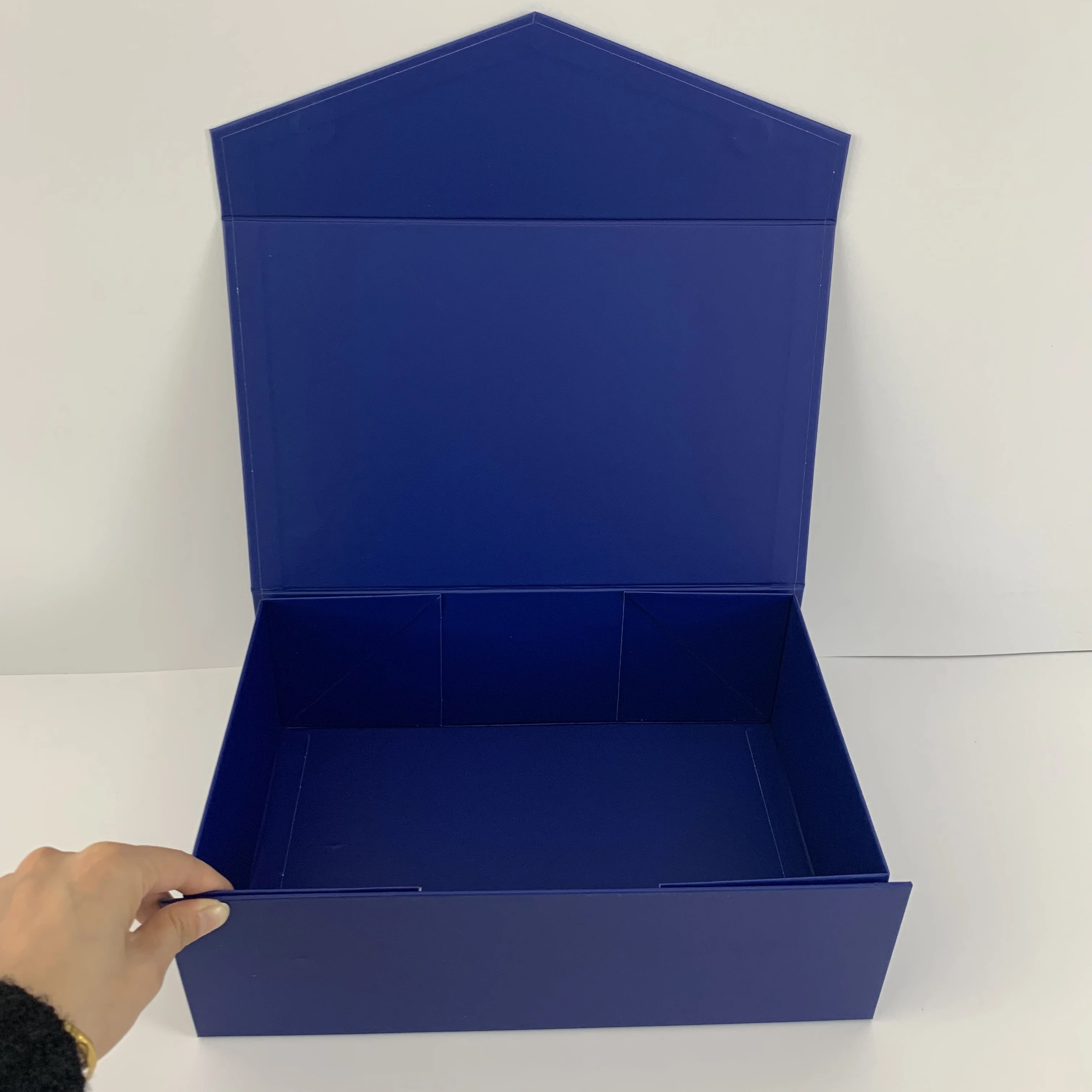 Wholesale Custom Logo  matte blue Shower shampoo body bath magnetic box