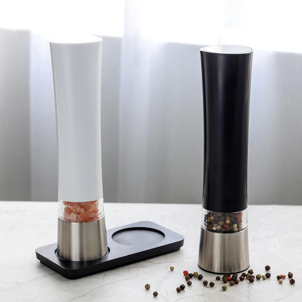 IF New patent design Stylish Kitchen Utensils decoration spice Salt Pepper Shake-shake Crusher Grinder mill Set