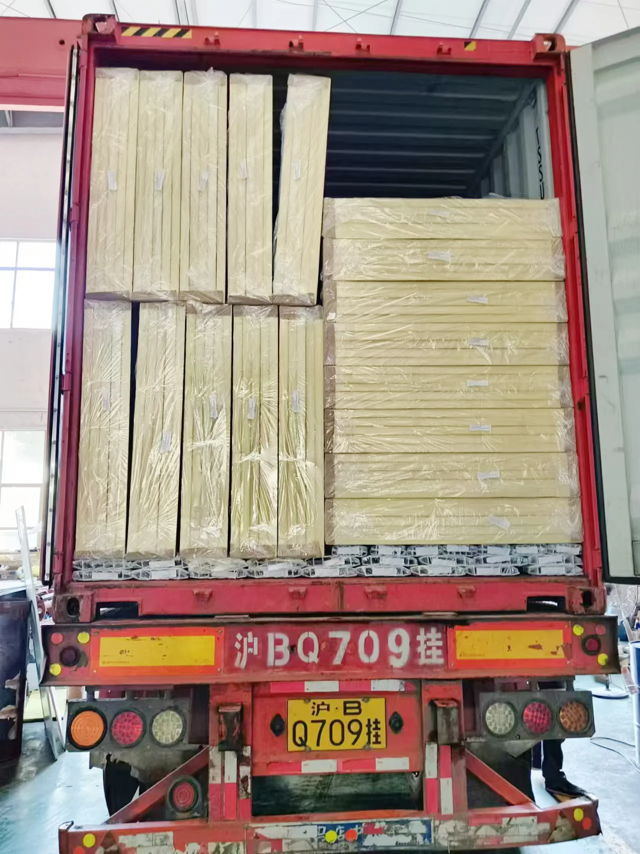 Modern Design Wall Panel Polyurethane Rigid Insulation Board (PU Foam PIR Board )