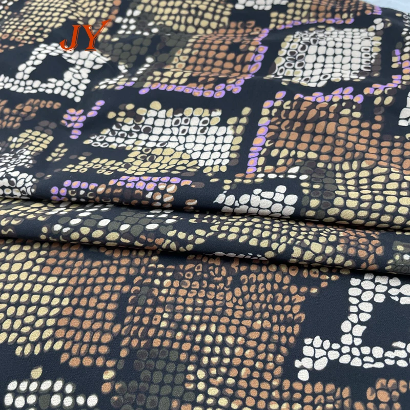 WF082  Wholesale custom digital print cheap  snakeskin Print Silk Chiffon Fabric SMALL MOQ