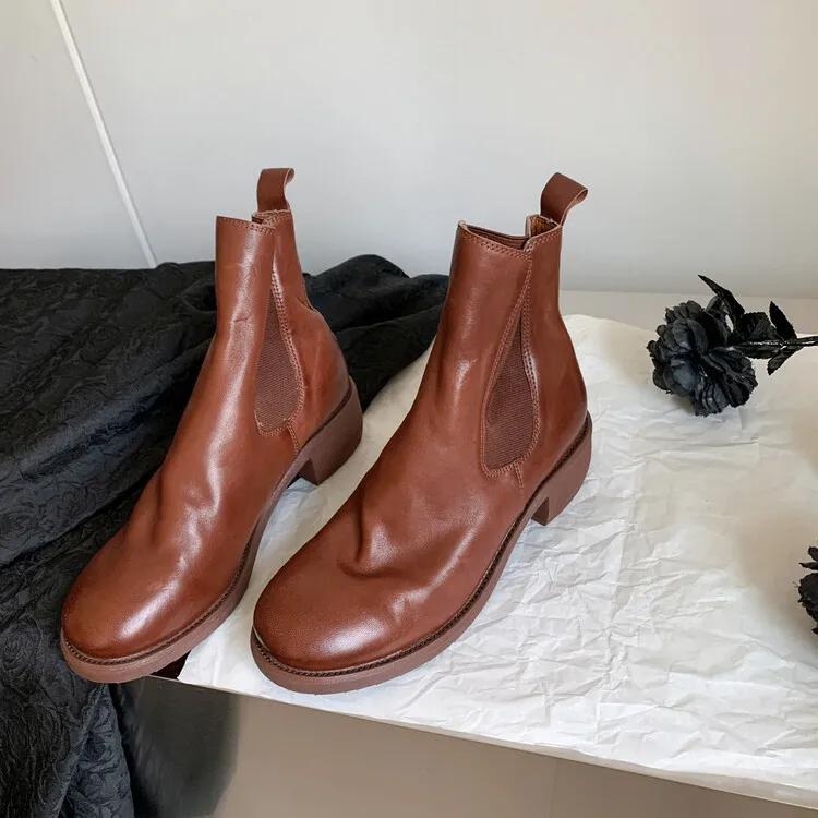 Xinzirain Custom Vintage Ladies Winter Boots Low MOQ Private Label Full Leather Comfortable 4cm Heel Women Ankle Boots