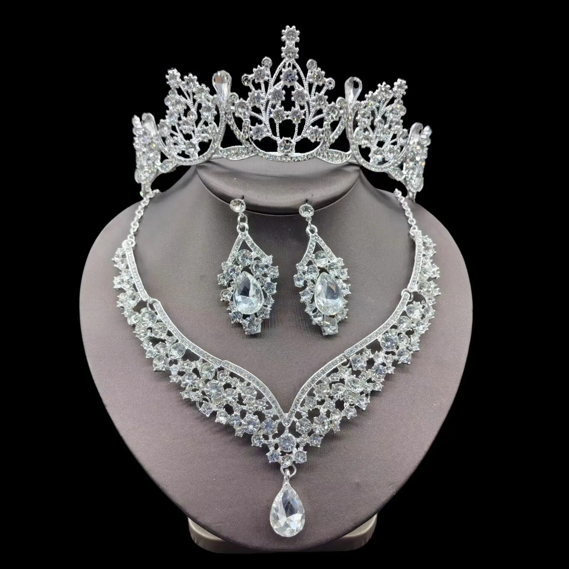 Bride Crown Three-Piece Set Wedding Hair Accessories Bridal Crown Tiara Necklace Earrings Jewelry Set